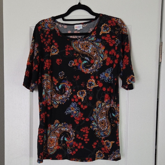 LuLaRoe Tops - LuLaRoe Black Top with Red and Blue Paisley Print Size 2XL